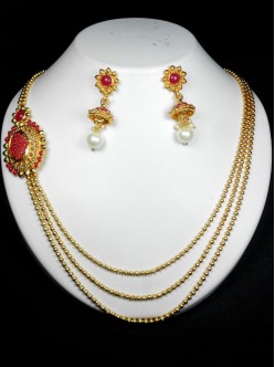 Exclusive Polki Set